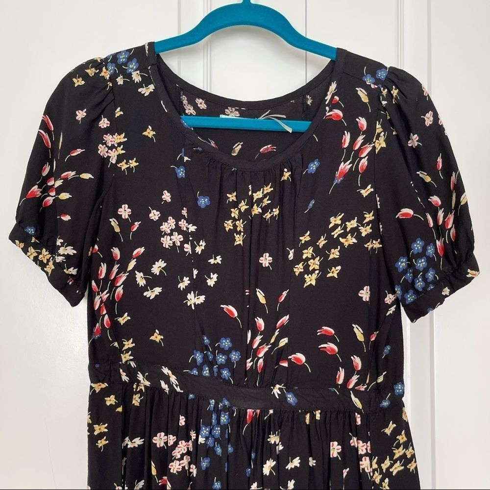 Urban Outfitters Kimchi Blue Floral Dress Size XS - Picture 3 of 9